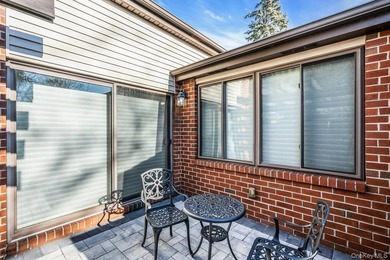 Gut renovated to the TENS. (HEATED FLOORS THRUGHOUT) Best - photo 4