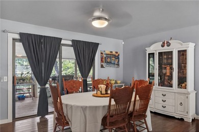 Seller offering $9,000 toward a rate buy-down or closing costs! - photo 7