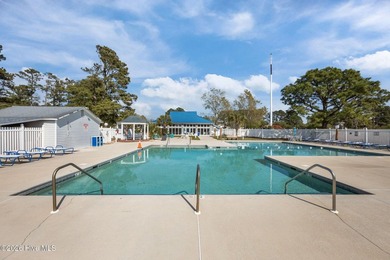 Welcome to refined coastal living inside the gates of Fairfield - photo 27