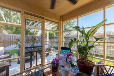Stunning Northshore Home in Heart of Portland! The open concept - photo 32