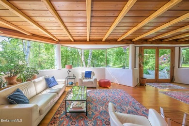 A house that stops people mid-sentence! At the Lenox/Stockbridge - photo 8