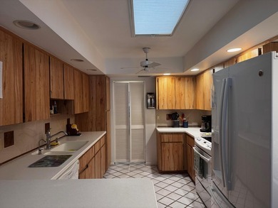 Welcome to Eastpointe Country Club, a highly desirable gated - photo 8