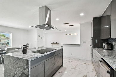 Waterfront Living in Bay Crest Park - Boater's Dream with - photo 12