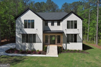 Lake Home For Sale in Mcdonough, Georgia