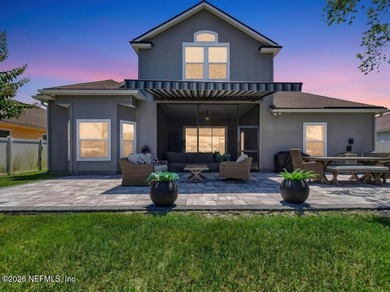 Centrally locatedpletely renovated. Built for the life you - photo 4