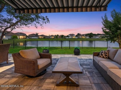 Centrally locatedpletely renovated. Built for the life you - photo 6