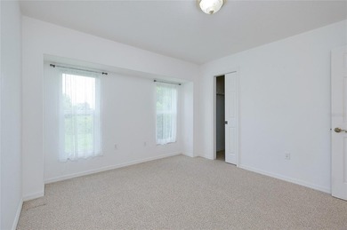 Welcome to this spacious 3-bedroom, 2-bath home offering 1,960 - photo 46