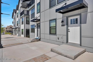 MOVE IN READY! Ask about our 4.99% fixed rate & MAX INCENTIVES! - photo 5