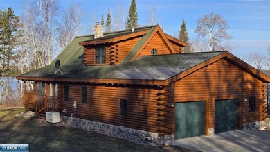 First time on the market! This 12.9-acre secluded retreat is - photo 3