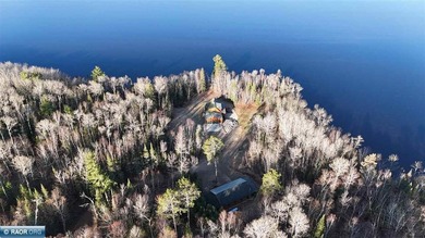 First time on the market! This 12.9-acre secluded retreat is - photo 4