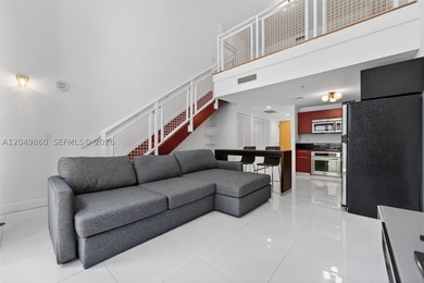Spectacular loft with stunning urban views in a prime Downtown - photo 7