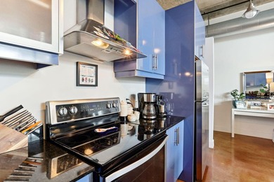 Delray Beach Downtown living! Located just 1.5 blocks from - photo 5