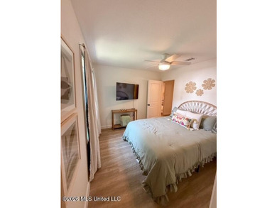 Welcome to The Porter Condos, perfectly located just off Porter - photo 6