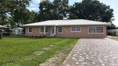 Lake Home For Sale in Sebring, Florida