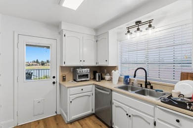 Executive Condo at Villa San Marcos Condominiums with stunning - photo 8