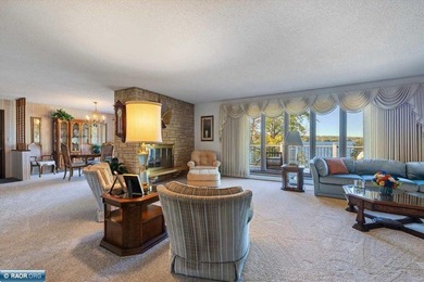 Lake life doesn't get better than this on desirable Ely Lake - photo 10