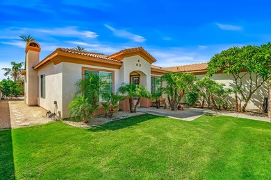 FRESHLY MODERN, LIGHT & BRIGHT in highly sought after Esplanade - photo 8