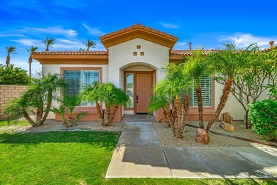 FRESHLY MODERN, LIGHT & BRIGHT in highly sought after Esplanade - photo 9