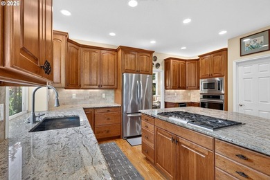 Pride of Ownership Shines in Highland Park at Pleasant Valley - photo 12