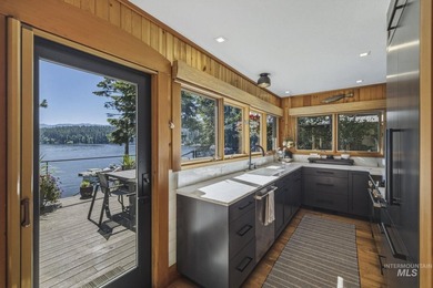 Welcome to an extraordinary opportunity on the shores of Payette - photo 15