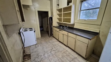 Investor Opportunity! All offers welcomed and encouraged! - photo 5