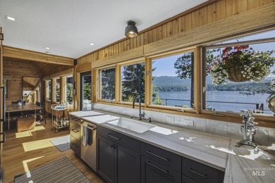 Welcome to an extraordinary opportunity on the shores of Payette - photo 16