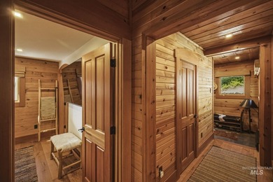 Welcome to an extraordinary opportunity on the shores of Payette - photo 18