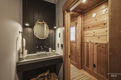 Welcome to an extraordinary opportunity on the shores of Payette - photo 19