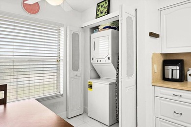 Gorgeous newly updated condo in the heart of Deerfield Beach! - photo 8