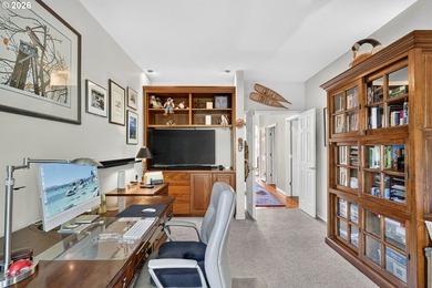 Pride of Ownership Shines in Highland Park at Pleasant Valley - photo 28