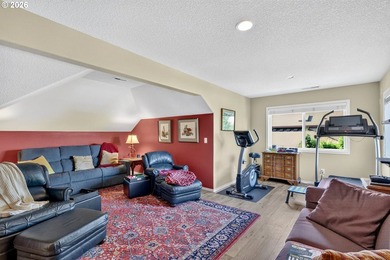 Pride of Ownership Shines in Highland Park at Pleasant Valley - photo 32