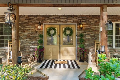 Lakefront estate on 3.52 acres! Featuring 6,310 sq ft of living - photo 6