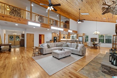 Lakefront estate on 3.52 acres! Featuring 6,310 sq ft of living - photo 7