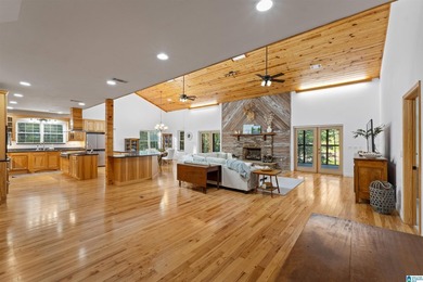 Lakefront estate on 3.52 acres! Featuring 6,310 sq ft of living - photo 8