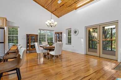 Lakefront estate on 3.52 acres! Featuring 6,310 sq ft of living - photo 10