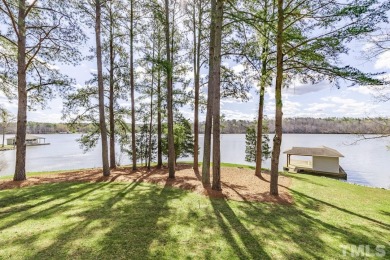 View, Views and more Views!!  Cutest cottage on hyco lake with - Lake Home For Sale in Leasburg, North Carolina