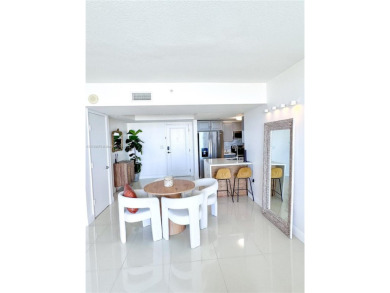 Great investment or Homeowner opportunity! This remodeled unit