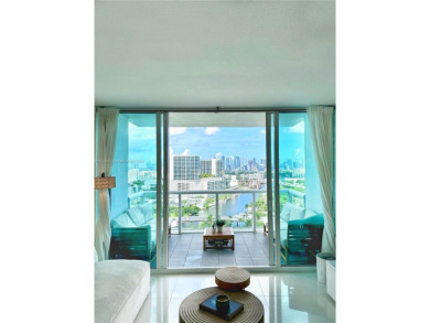 Great investment or Homeowner opportunity! This remodeled unit