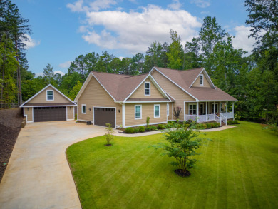Lake Home For Sale in West Union, South Carolina