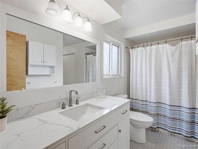 Welcome to this 3 bedroom colonial in beautiful Highland Hills - photo 8