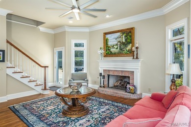 Welcome to refined living on the Wynlakes Golf Course. Situated - photo 23