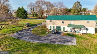 Don't miss this fantastic income-producing 3-unit triplex - photo 4
