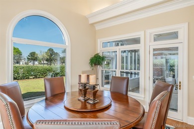 Welcome to refined living on the Wynlakes Golf Course. Situated - photo 27