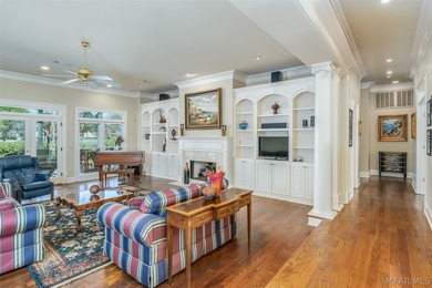 Welcome to refined living on the Wynlakes Golf Course. Situated - photo 28