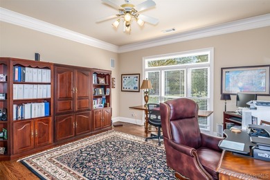 Welcome to refined living on the Wynlakes Golf Course. Situated - photo 32