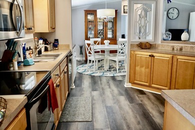 RARE FIND! 3 bedrooms/2 baths. Built in 2006. PET FRIENDLY. 2019 - photo 5