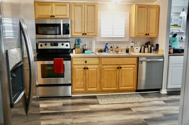 RARE FIND! 3 bedrooms/2 baths. Built in 2006. PET FRIENDLY. 2019 - photo 7