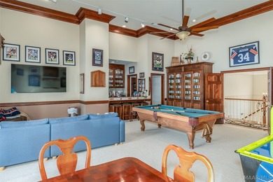 Welcome to refined living on the Wynlakes Golf Course. Situated - photo 48