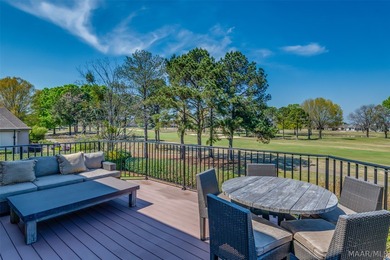 Welcome to refined living on the Wynlakes Golf Course. Situated - photo 50