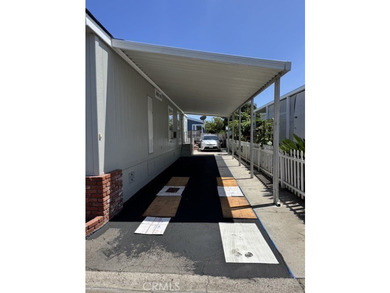 Welcome to Gables Mobile Home Estates, one of Santa Ana's most - photo 2